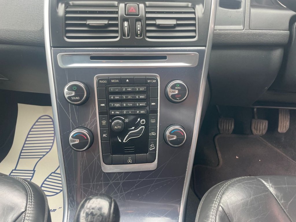 Used Volvo XC60 2012 for sale - 76640499: Photo 18