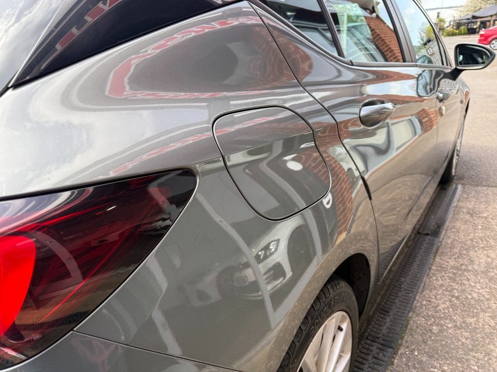 Used Volvo V40 2015 for sale - 78200579: Photo 5