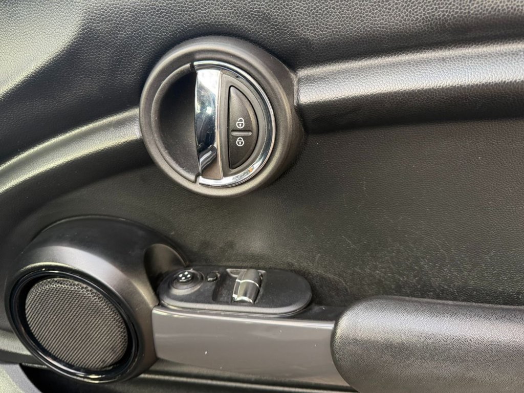 Used MINI Hatch 2015 for sale - 77666608: Photo 18