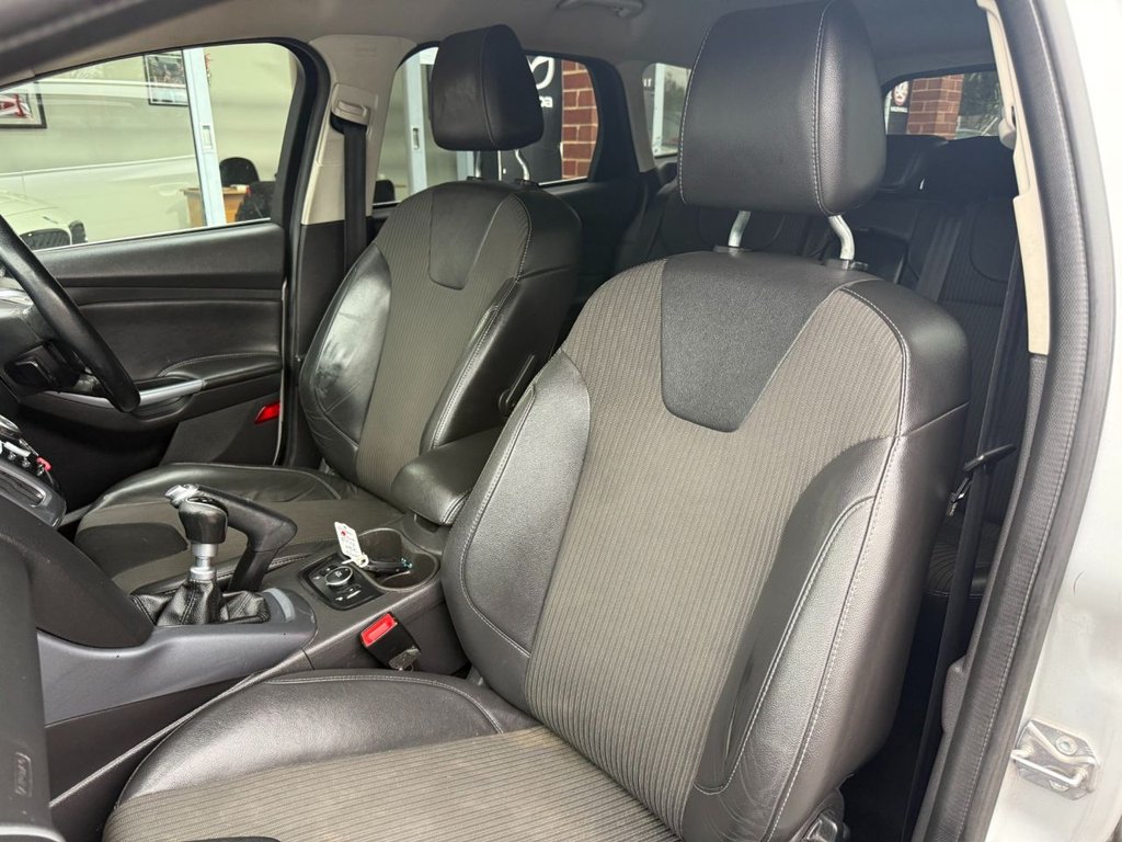 Used Ford Focus 2014 for sale - 76642681: Photo 21