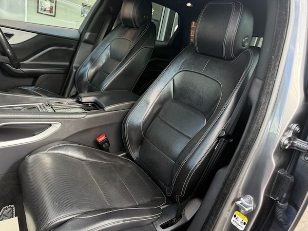 Used Jaguar F-Pace 2017 for sale - 76010227: Photo 9