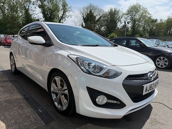 Used Hyundai i30 2013 for sale - 79300941: Photo