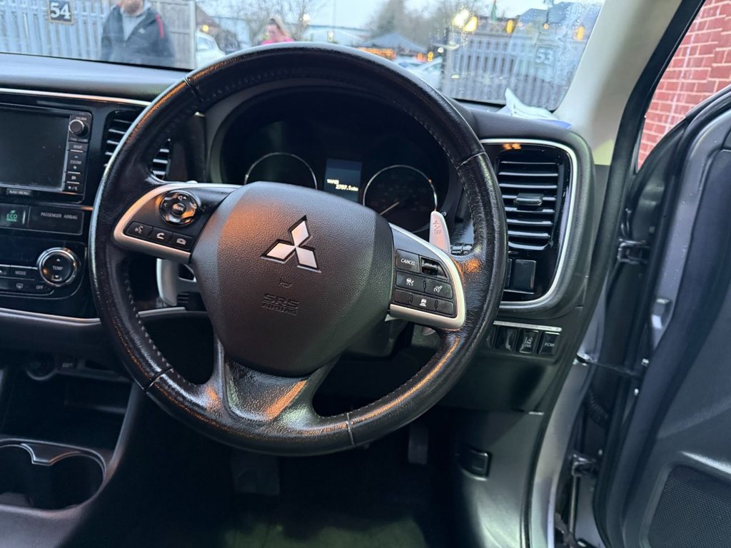 Used Mitsubishi Outlander 2015 for sale - 77394310: Photo 11