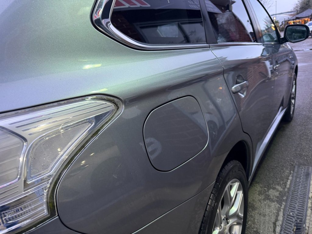 Used Mitsubishi Outlander 2015 for sale - 77394310: Photo 9