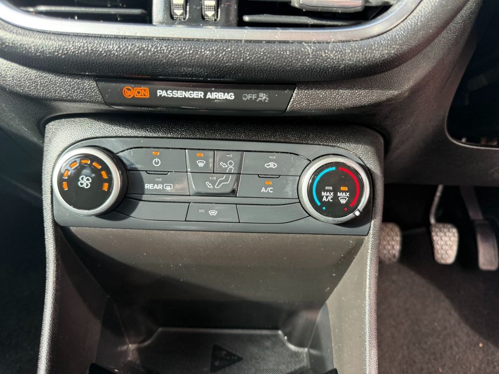 Used Ford Fiesta 2017 for sale - 77498930: Photo 19