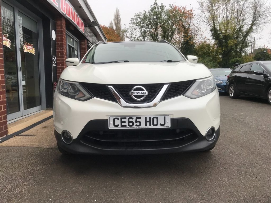 Used Nissan Qashqai 2015 for sale - 76740118: Photo 3