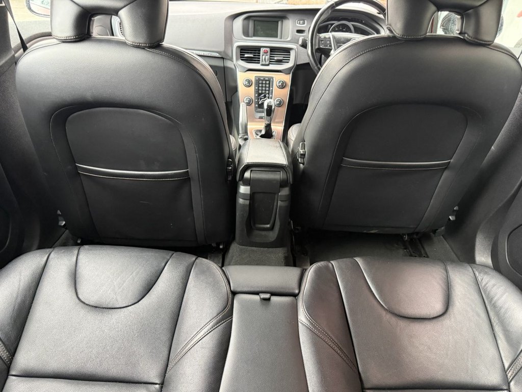 Used Volvo V40 Cross Country 2014 for sale - 78030811: Photo 14