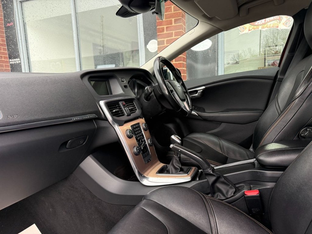 Used Volvo V40 Cross Country 2014 for sale - 78030811: Photo 21