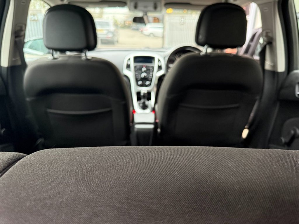 Used Vauxhall Astra 2015 for sale - 77341702: Photo 30