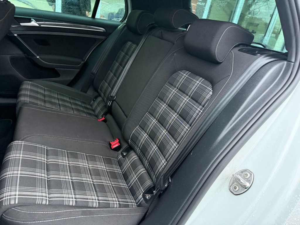 Used Volkswagen Golf 2017 for sale - 77534680: Photo 12