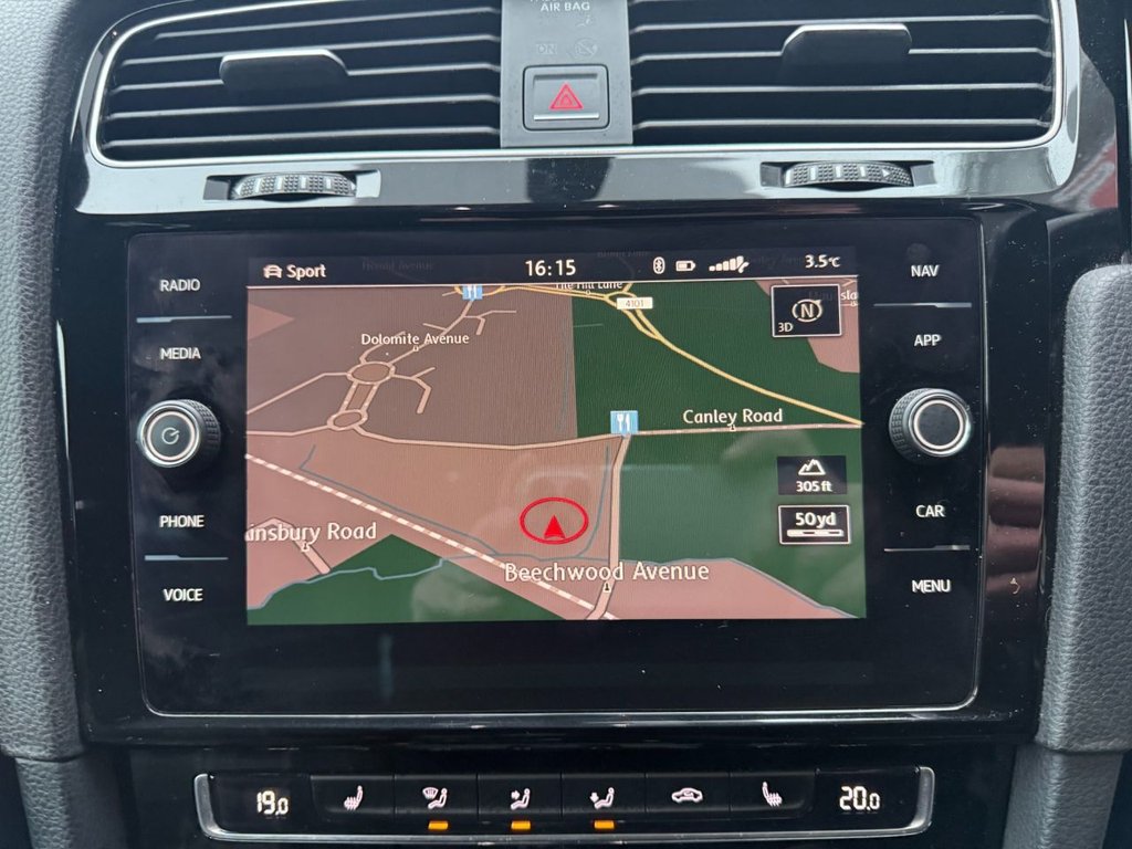 Used Volkswagen Golf 2017 for sale - 77534680: Photo 21