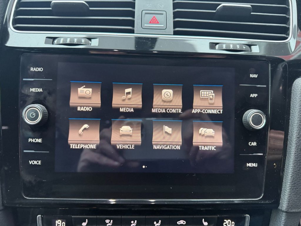 Used Volkswagen Golf 2017 for sale - 77534680: Photo 23