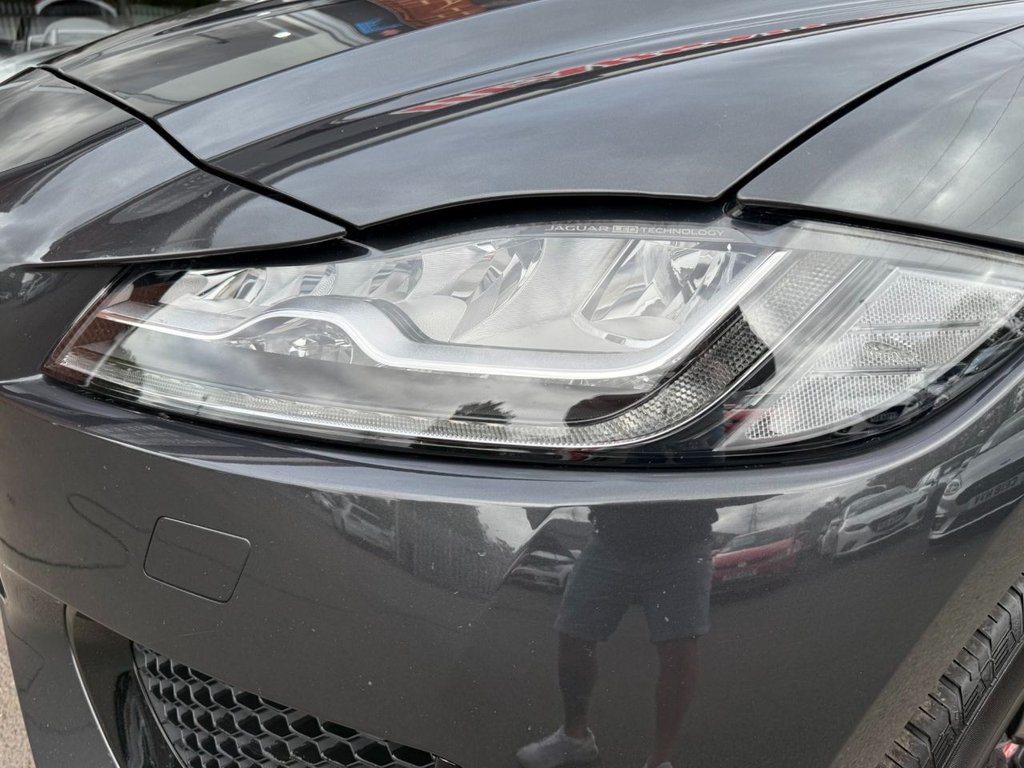 Used Jaguar F-Pace 2019 for sale - 76698329: Photo 14