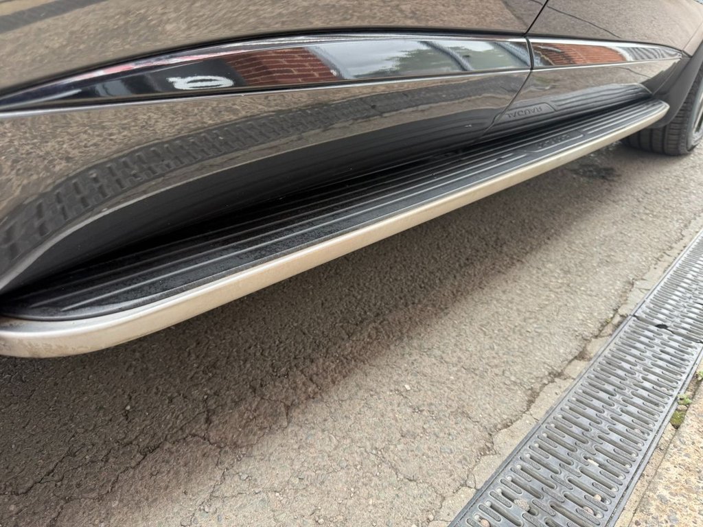 Used Jaguar F-Pace 2019 for sale - 76698329: Photo 20