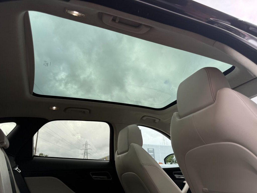 Used Jaguar F-Pace 2019 for sale - 76698329: Photo 29