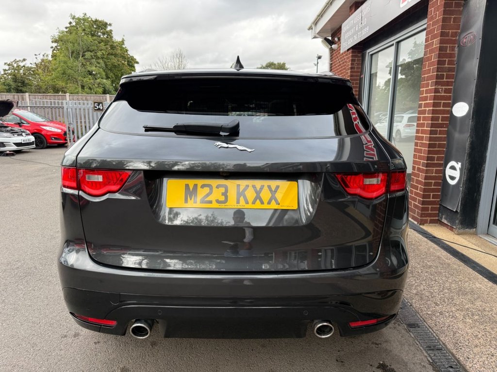 Used Jaguar F-Pace 2019 for sale - 76698329: Photo 7