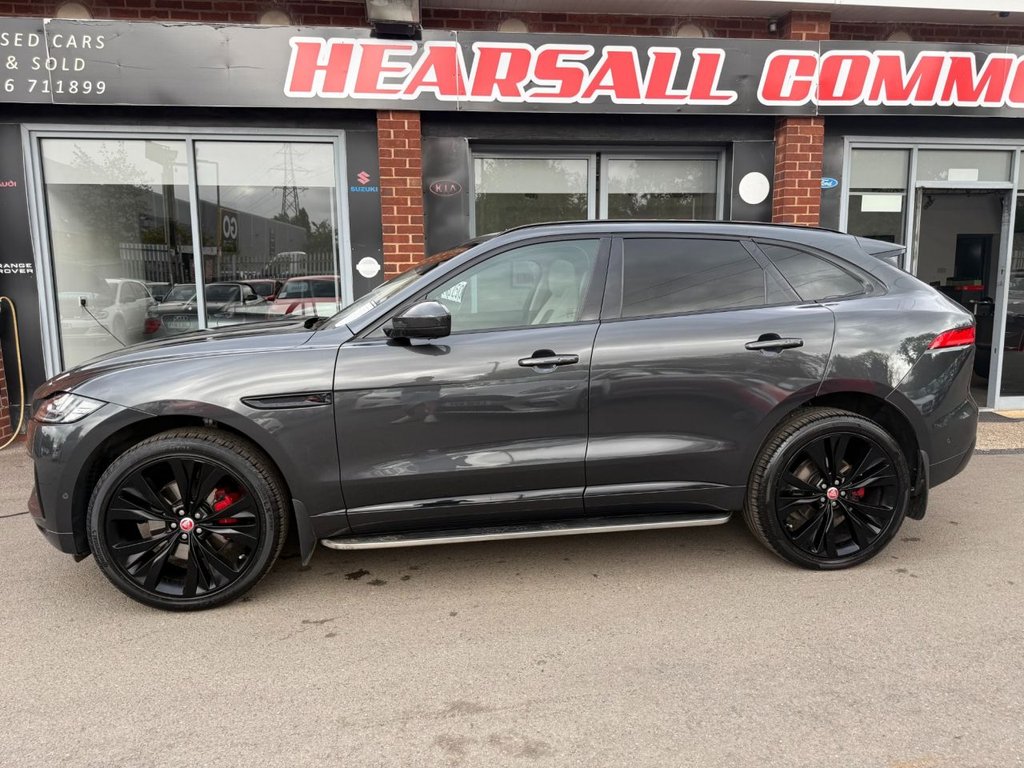 Used Jaguar F-Pace 2019 for sale - 76698329: Photo 9