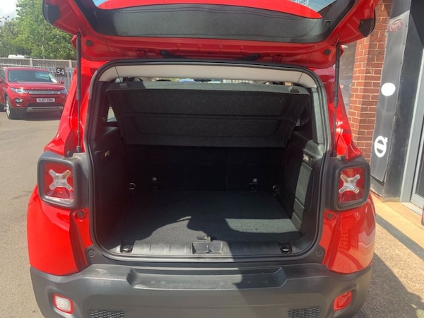 Used Jeep Renegade 2016 for sale - 75974381: Photo 14