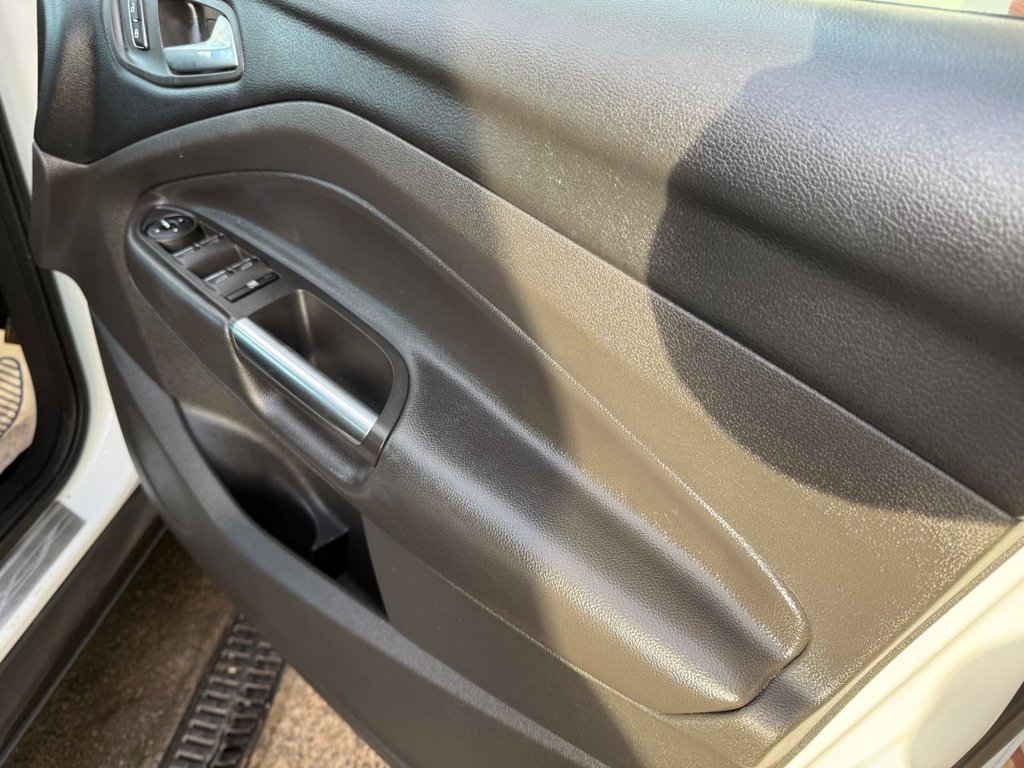 Used Ford Kuga 2014 for sale - 76821154: Photo 28