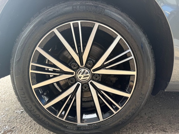 Used Volkswagen Golf 2018 for sale - 76056775: Photo 32