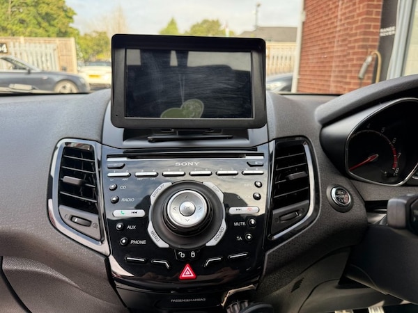 Used Ford Fiesta 2014 for sale - 75630700: Photo 25