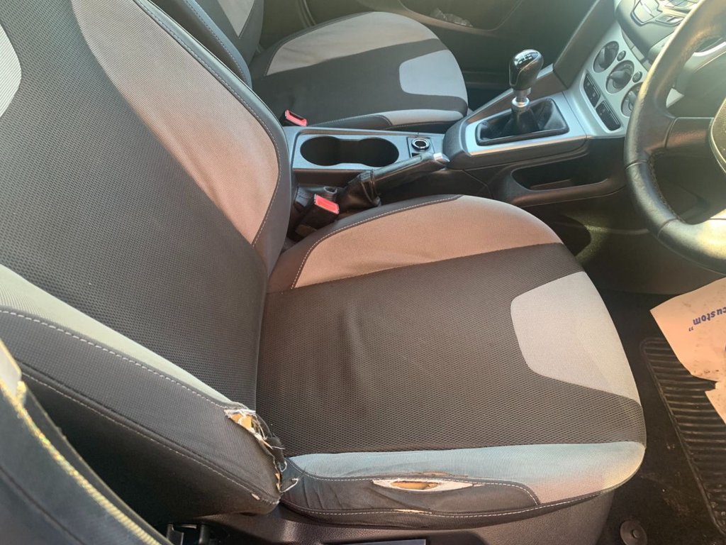 Used Ford Focus 2012 for sale - 76640514: Photo 15