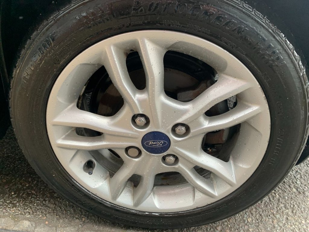 Used Ford Fiesta 2015 for sale - 76640509: Photo 14