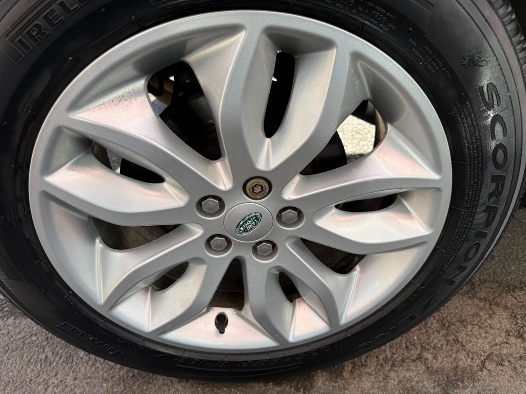 Used Land Rover Freelander 2011 for sale - 77835765: Photo 13