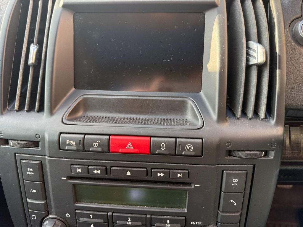 Used Land Rover Freelander 2011 for sale - 77835765: Photo 24