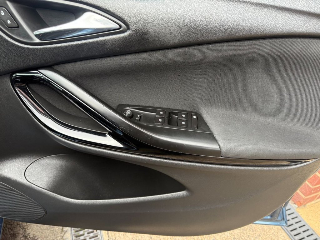 Used Vauxhall Astra 2016 for sale - 76640584: Photo 24