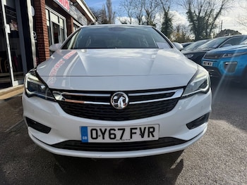 Used Vauxhall Astra 2017 for sale - 76640581: Photo