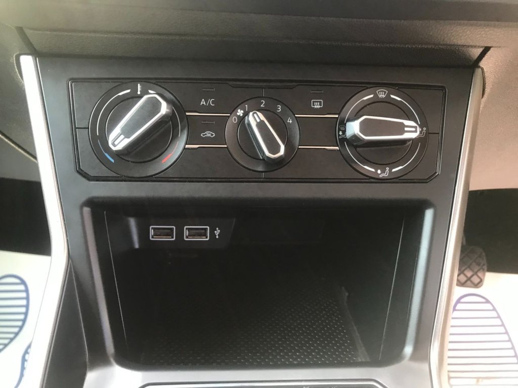 Used Volkswagen Polo 2019 for sale - 76640578: Photo 16