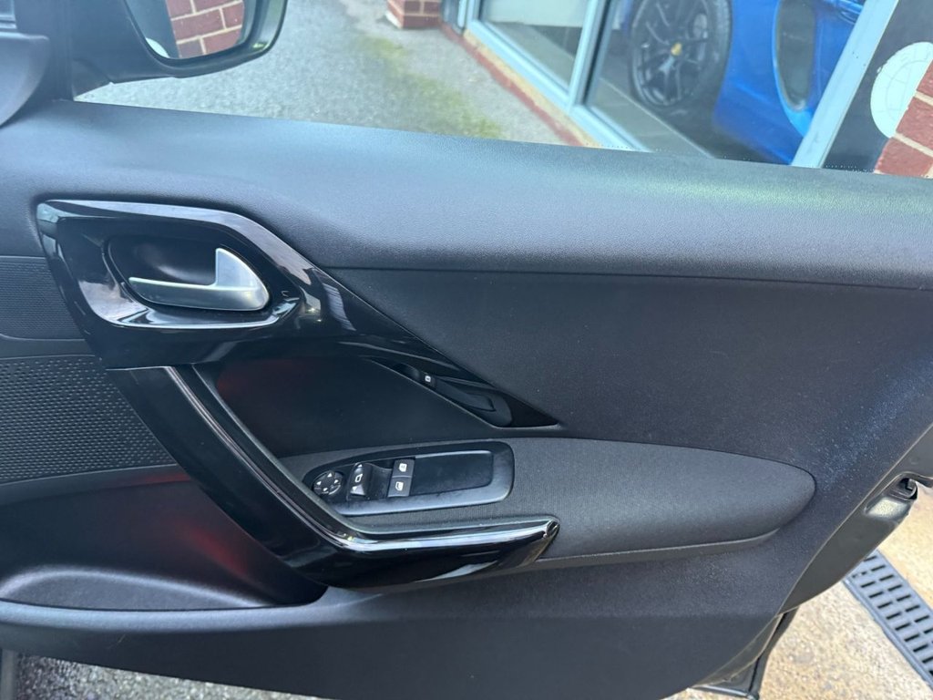 Used Peugeot 208 2017 for sale - 76640576: Photo 21