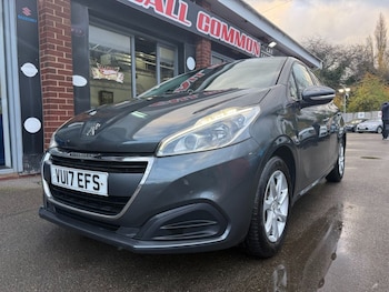 Used Peugeot 208 2017 for sale - 76640576: Photo
