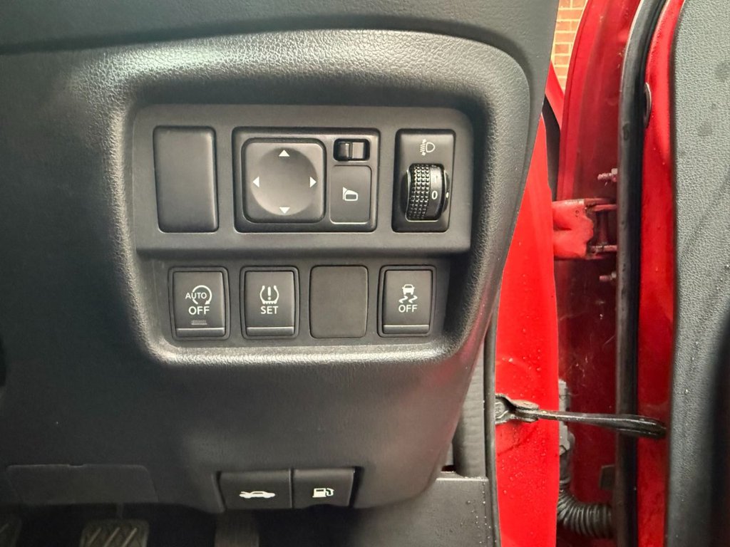 Used Nissan Juke 2015 for sale - 76640590: Photo 17