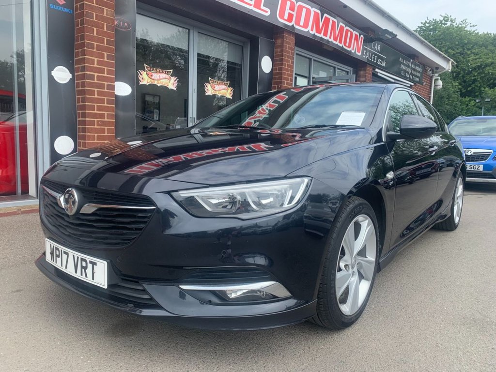 Used Vauxhall Insignia 2017 for sale - 76640588: Photo 2