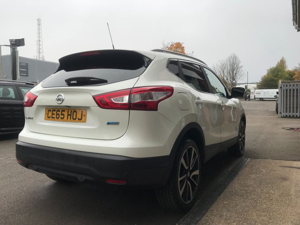 Used Nissan Qashqai 2015 for sale - 77703488: Photo 5