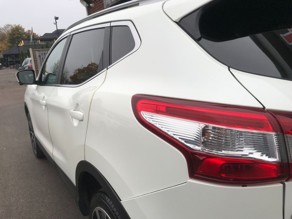 Used Nissan Qashqai 2015 for sale - 77703488: Photo 8