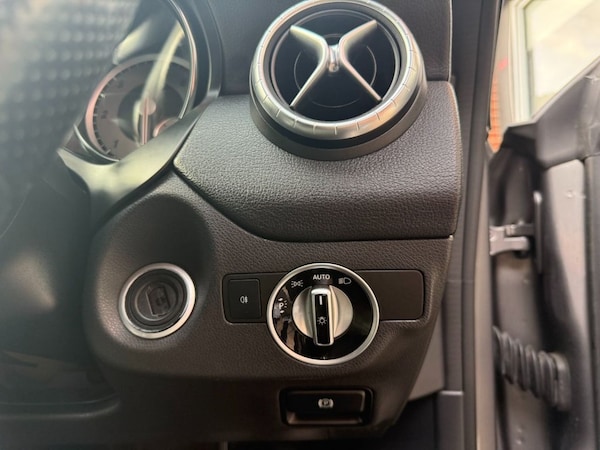 Used Mercedes-Benz CLA 2014 for sale - 75998170: Photo 16