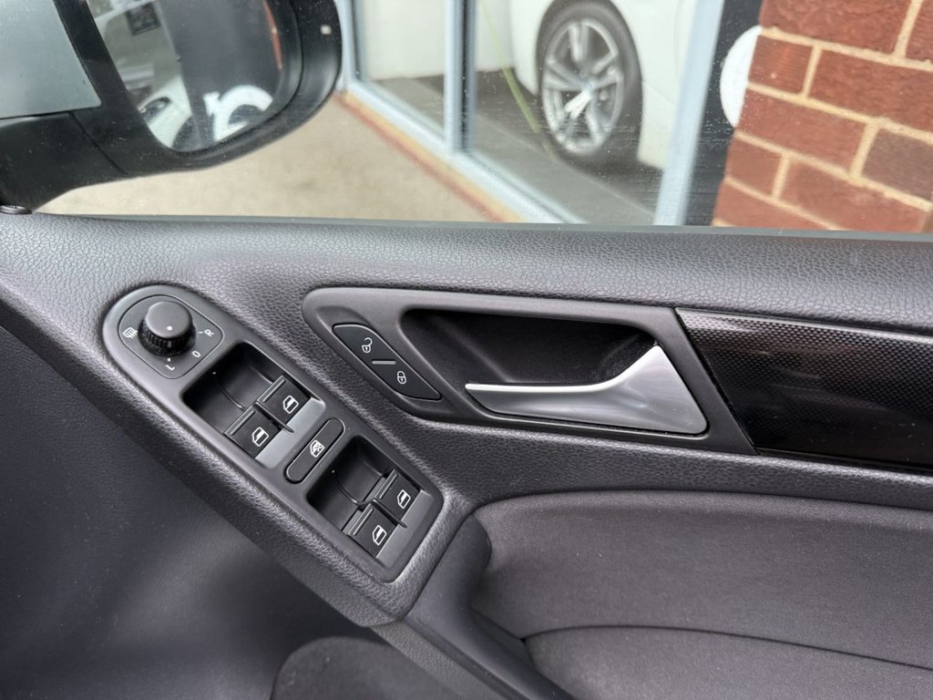 Used Volkswagen Golf 2012 for sale - 77805900: Photo 18