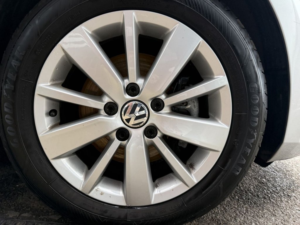 Used Volkswagen Golf 2012 for sale - 77805900: Photo 23