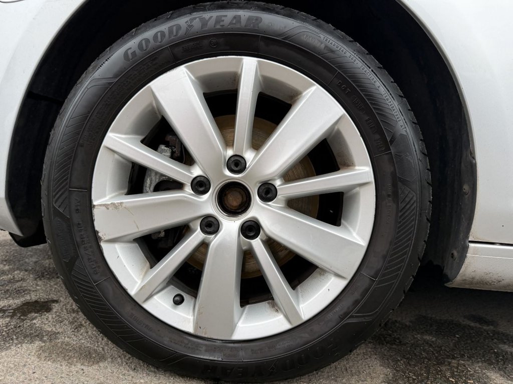 Used Volkswagen Golf 2012 for sale - 77805900: Photo 24