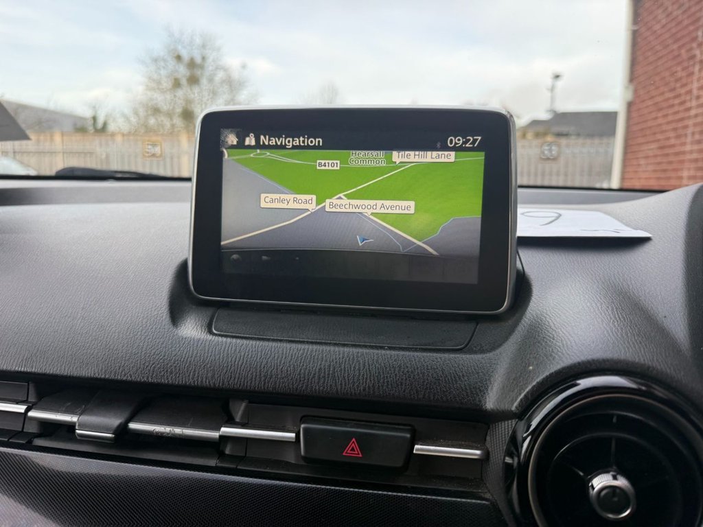 Used Mazda Mazda2 2015 for sale - 77976643: Photo 17