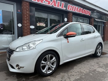 Used Peugeot 208 2014 for sale - 78908203: Photo