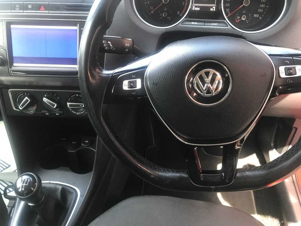 Used Volkswagen Polo 2014 for sale - 76640479: Photo 17