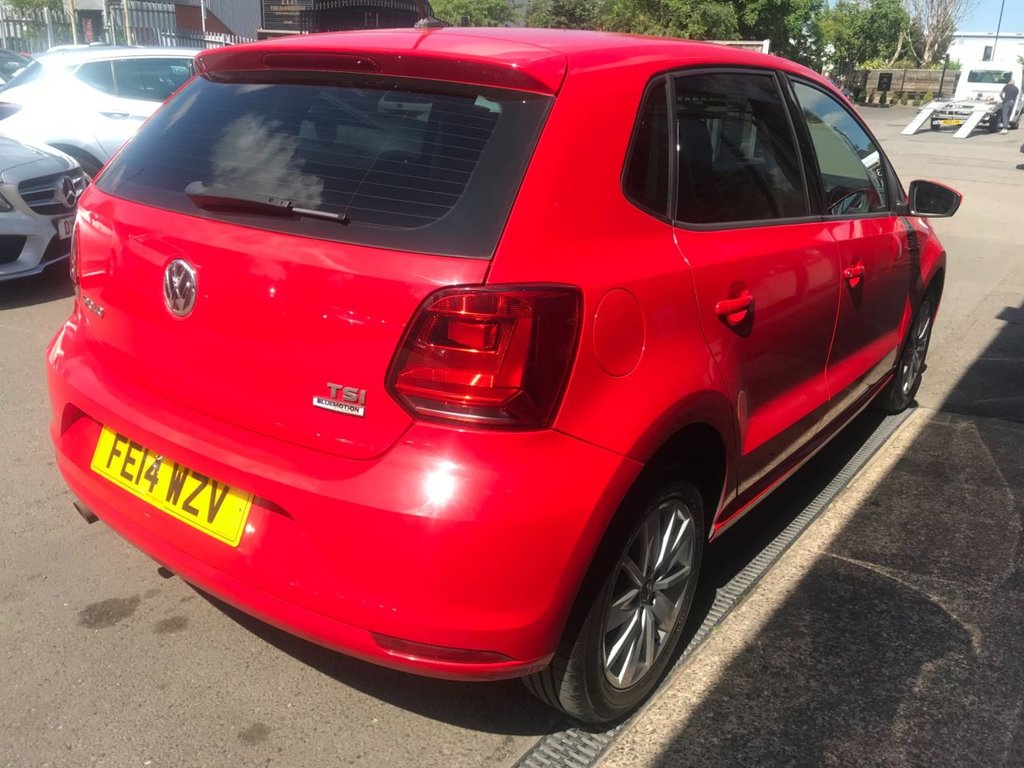 Used Volkswagen Polo 2014 for sale - 76640479: Photo 6