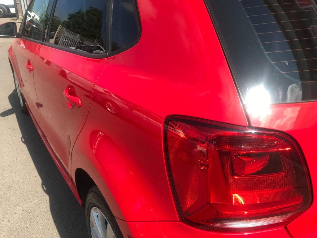 Used Volkswagen Polo 2014 for sale - 76640479: Photo 9