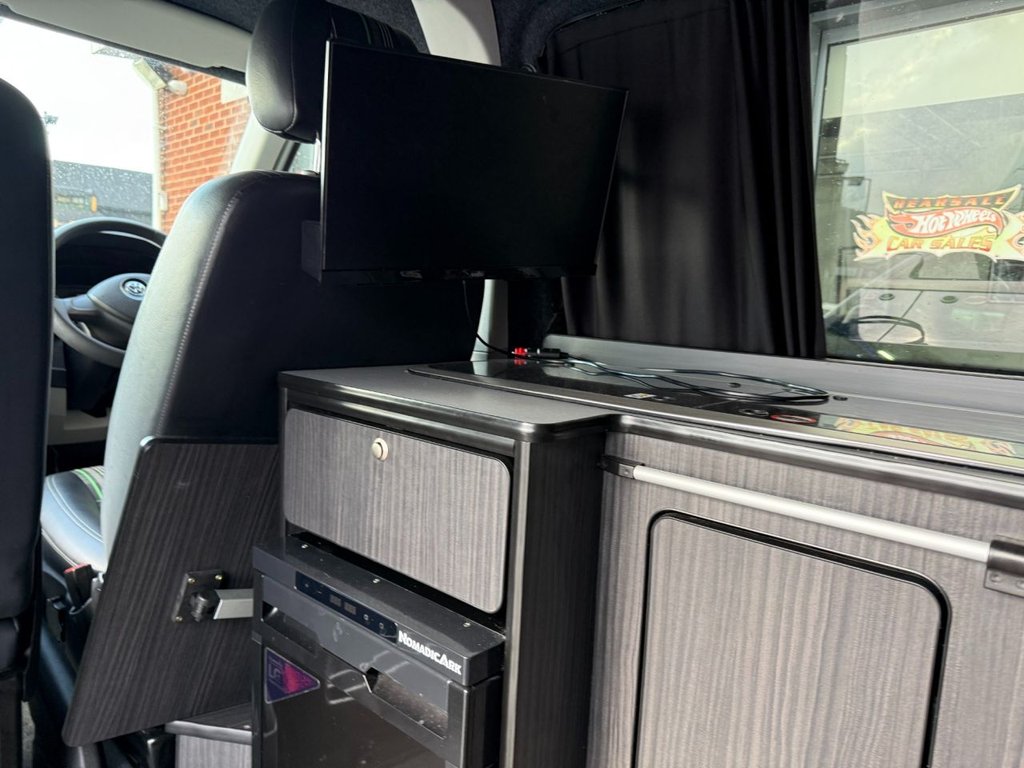 Used Volkswagen Transporter 2017 for sale - 77621635: Photo 18