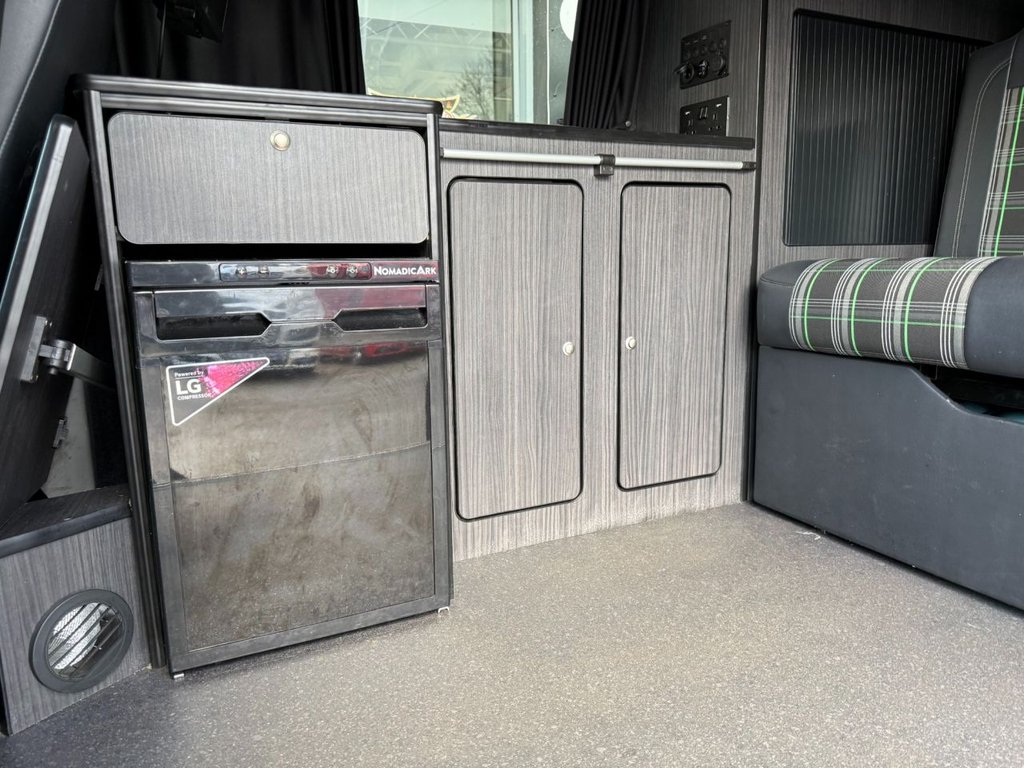 Used Volkswagen Transporter 2017 for sale - 77621635: Photo 19