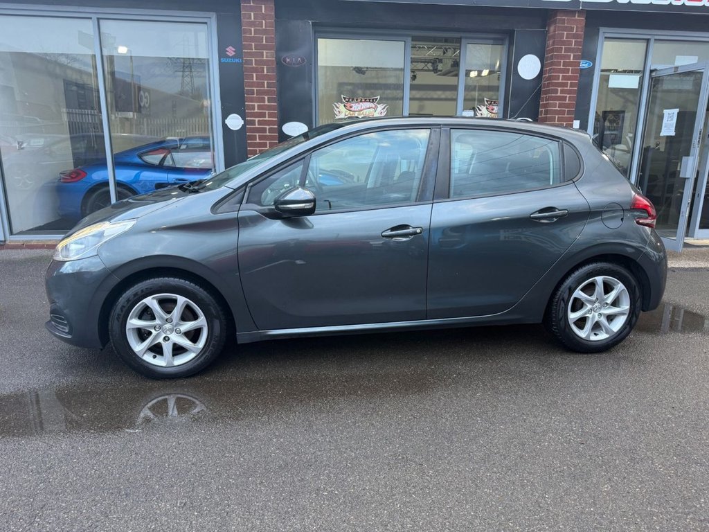 Used Peugeot 208 2017 for sale - 76840814: Photo 12